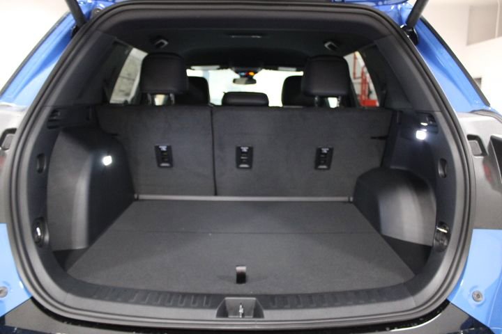 New 2026 GMC Terrain AT4 w/ Convenience Package III image 11