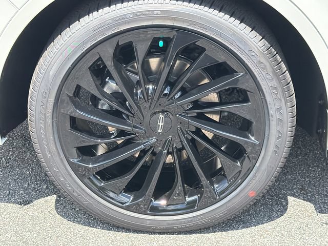 New 2026 Lincoln Aviator Reserve w/ Luxury Package AWD/4WD image 17