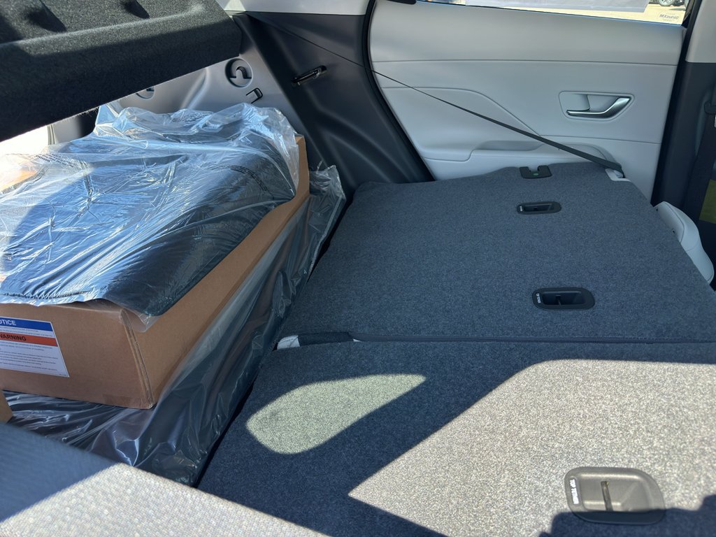 New 2026 Hyundai Kona Limited FWD image 38