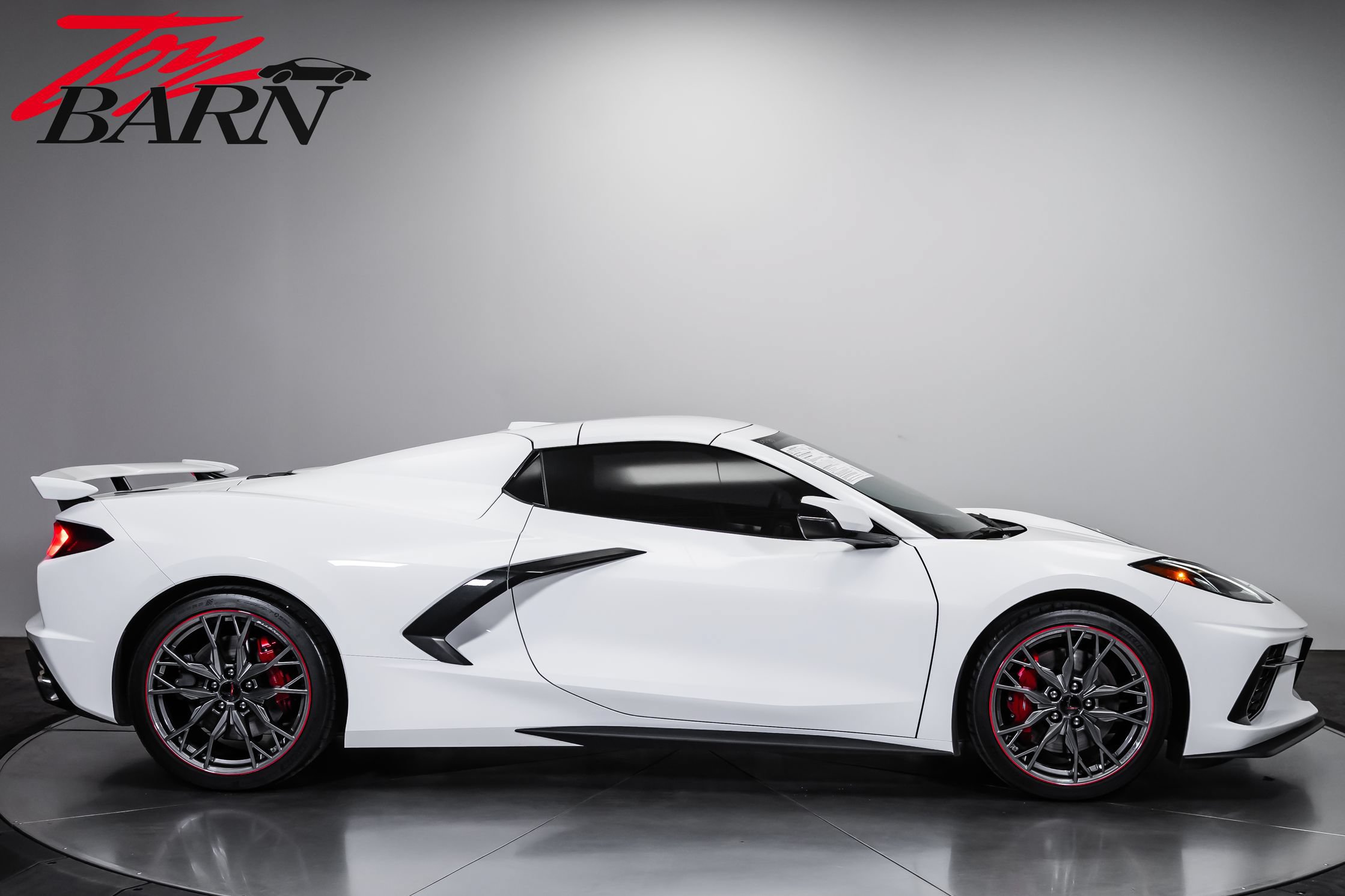 Used 2025 Chevrolet Corvette Stingray Preferred Conv w/ Z51 Performance Package RWD image 14