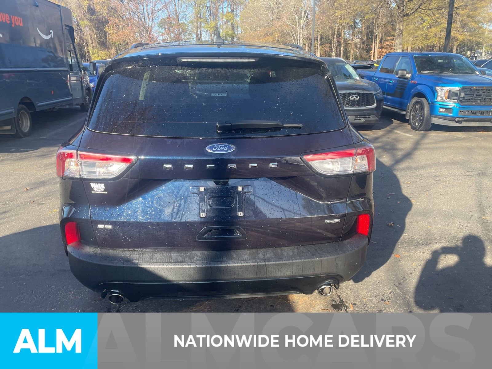 Used 2021 Ford Escape SE w/ SE Sport Appearance Package image 5