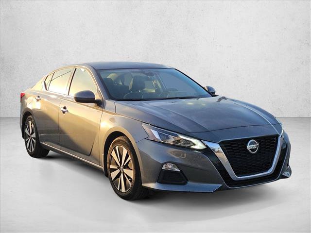 Used 2022 Nissan Altima 2.5 SV FWD image 3