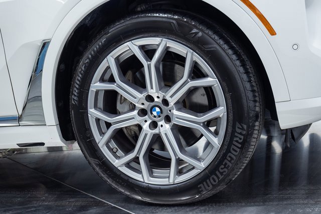 Certified 2023 BMW X7 xDrive40i w/ Premium Package image 26