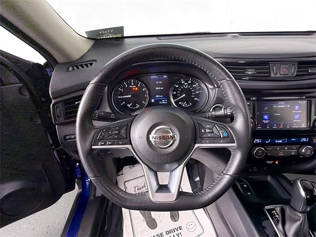 Used 2020 Nissan Rogue SV image 11