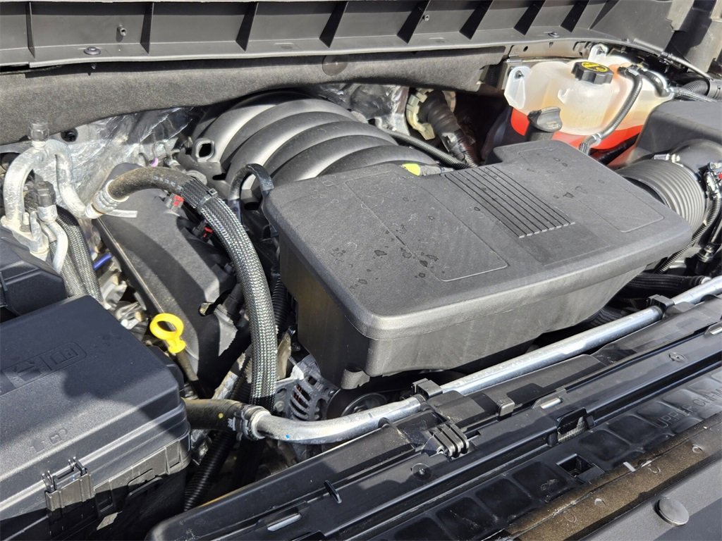 Used 2025 Chevrolet Silverado 1500 LTZ image 17