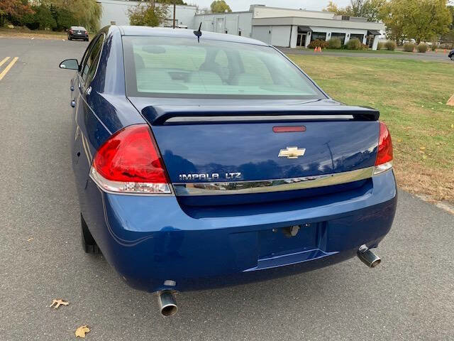 Used 2006 Chevrolet Impala LTZ image 8