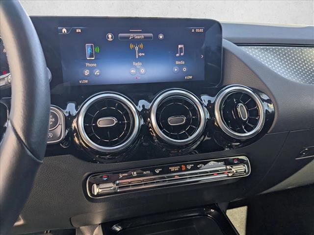 Used 2025 Mercedes-Benz GLA 250 image 14