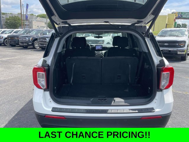 Certified 2024 Ford Explorer XLT RWD image 10