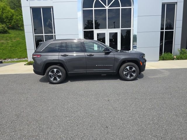 Used 2024 Jeep Grand Cherokee Limited 4xe image 7