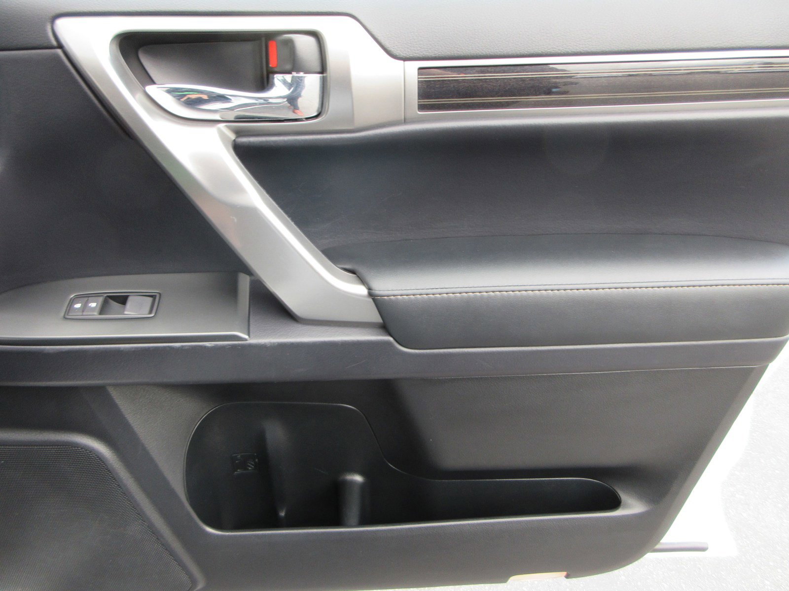 Used 2023 Lexus GX 460 Luxury w/ Sport Design Package AWD/4WD image 25