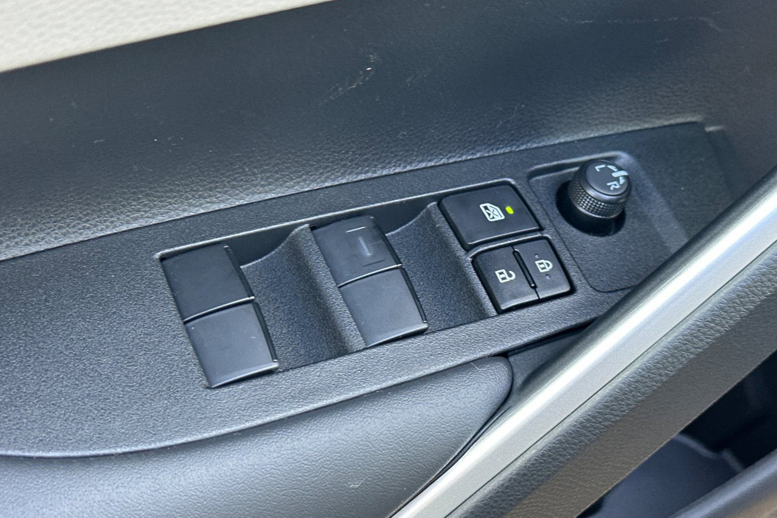 New 2026 Toyota Corolla Cross LE image 12