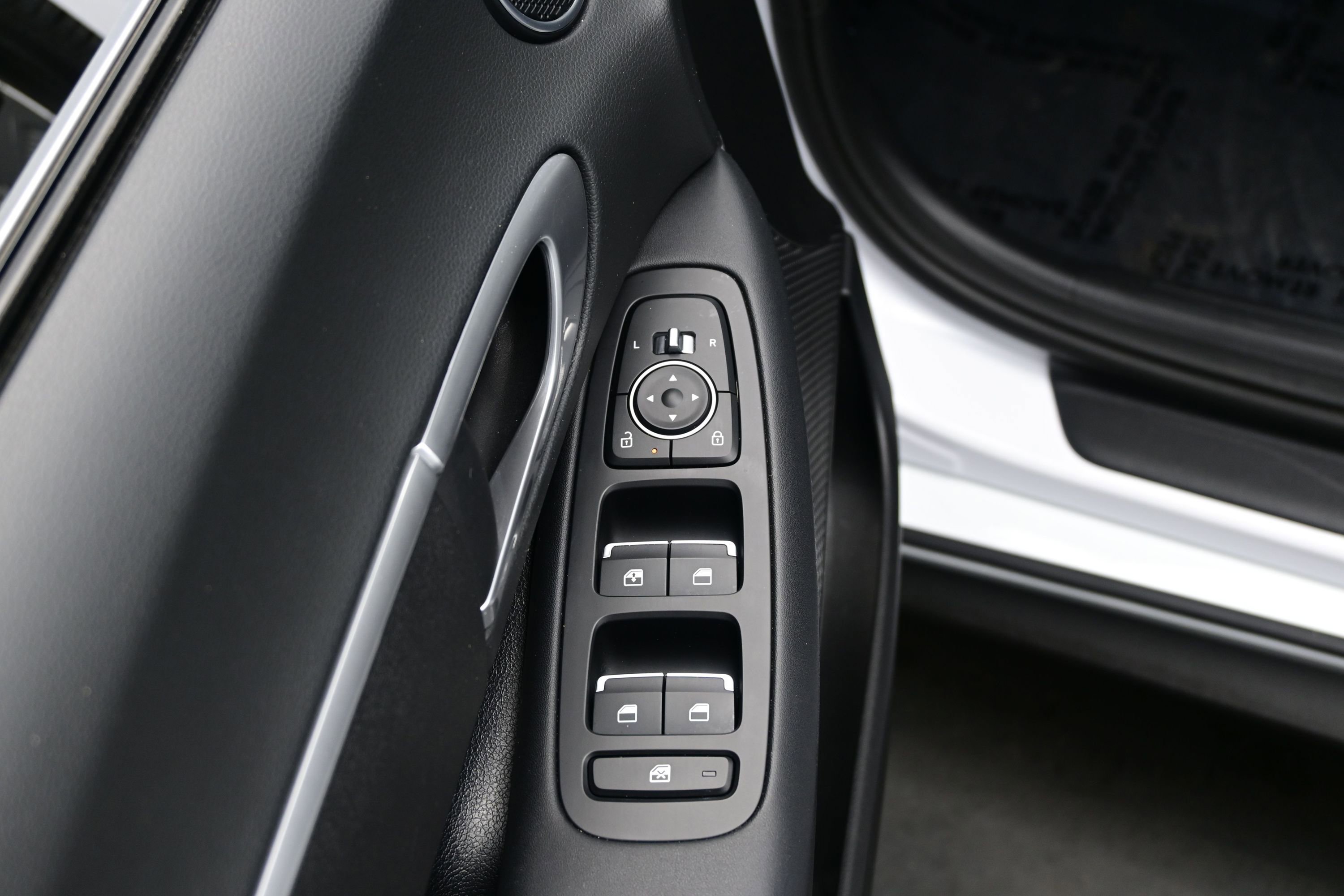 Certified 2026 Hyundai Sonata SE FWD image 10