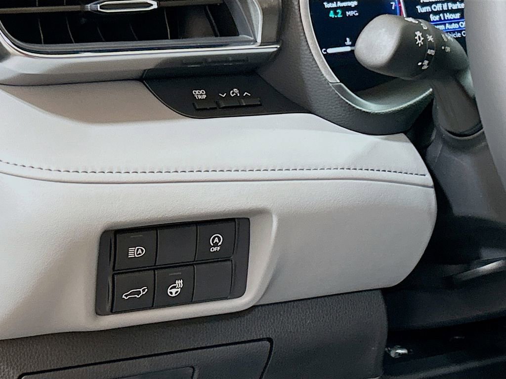 New 2026 Toyota Highlander Limited AWD/4WD image 10