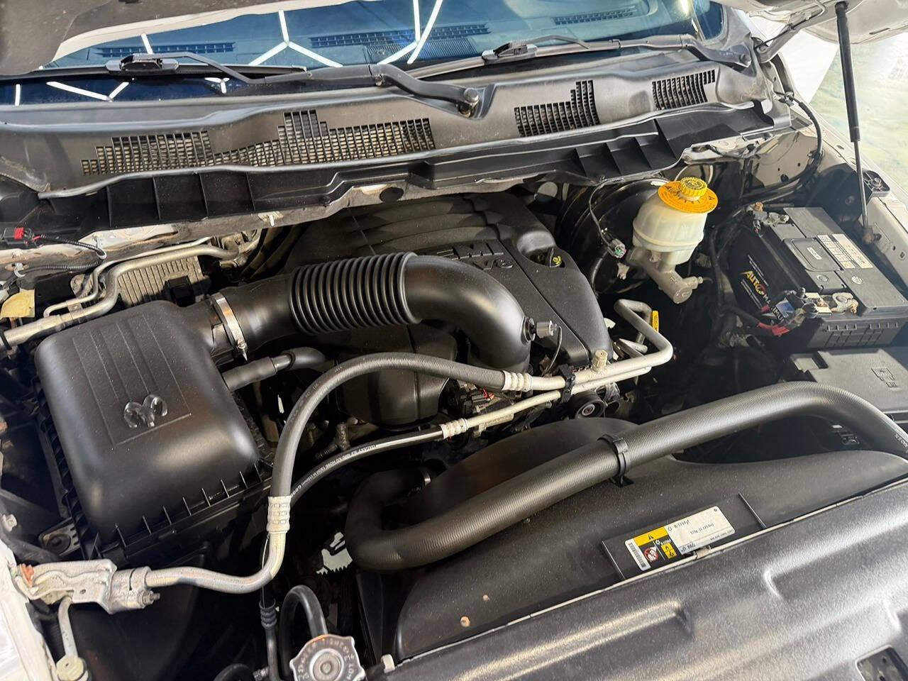 Used 2015 RAM 1500 Sport AWD/4WD image 28