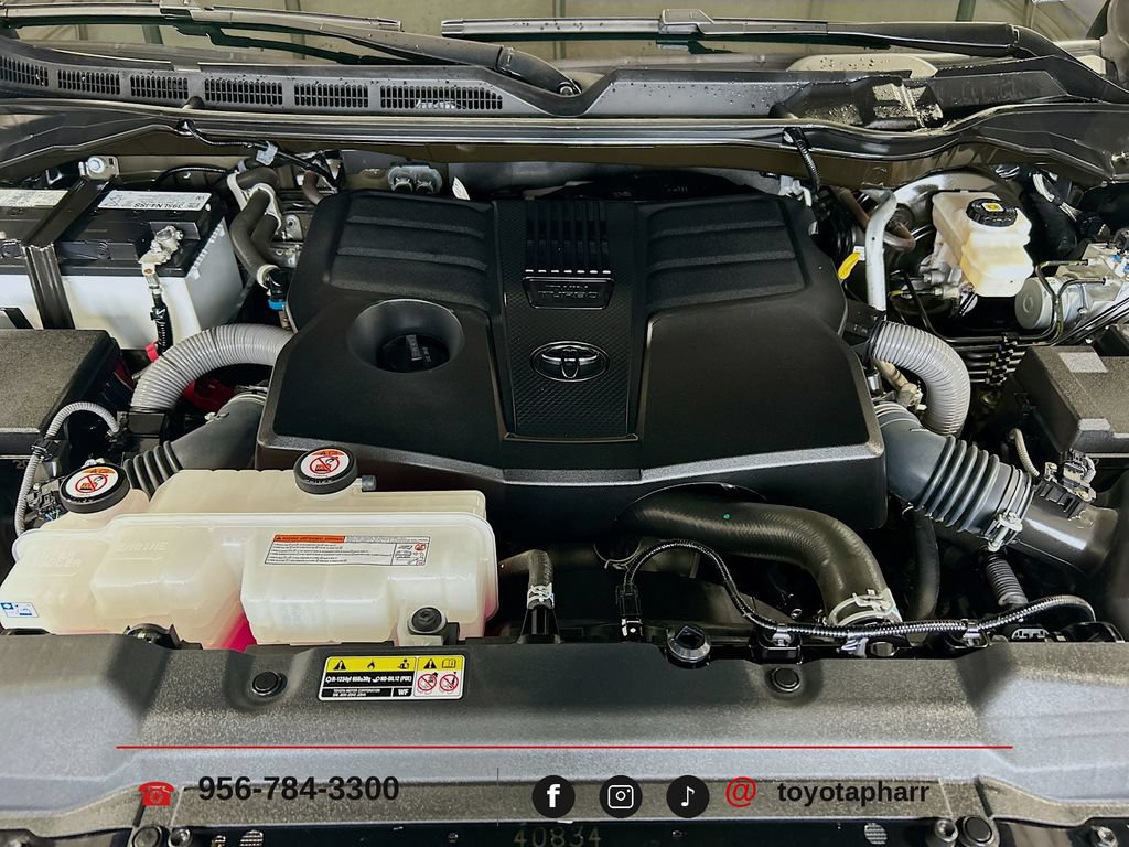 Used 2023 Toyota Tundra SR5 AWD/4WD image 27