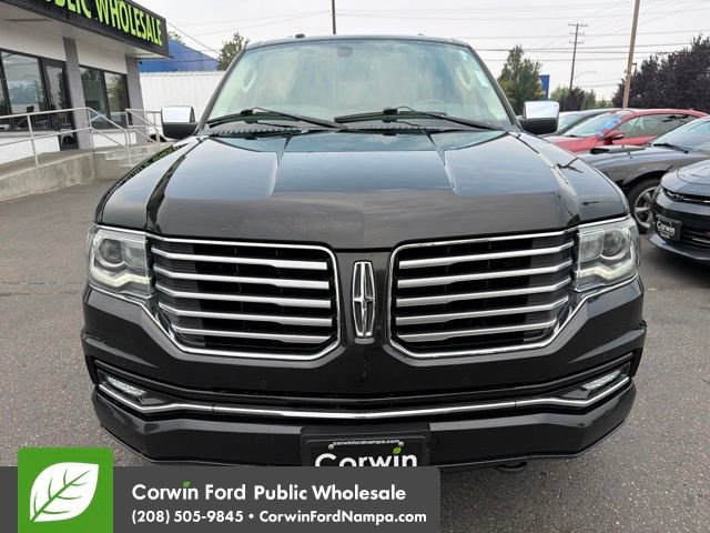 Used 2015 Lincoln Navigator L 4WD w/ Equipment Group 101A Reserve image 2