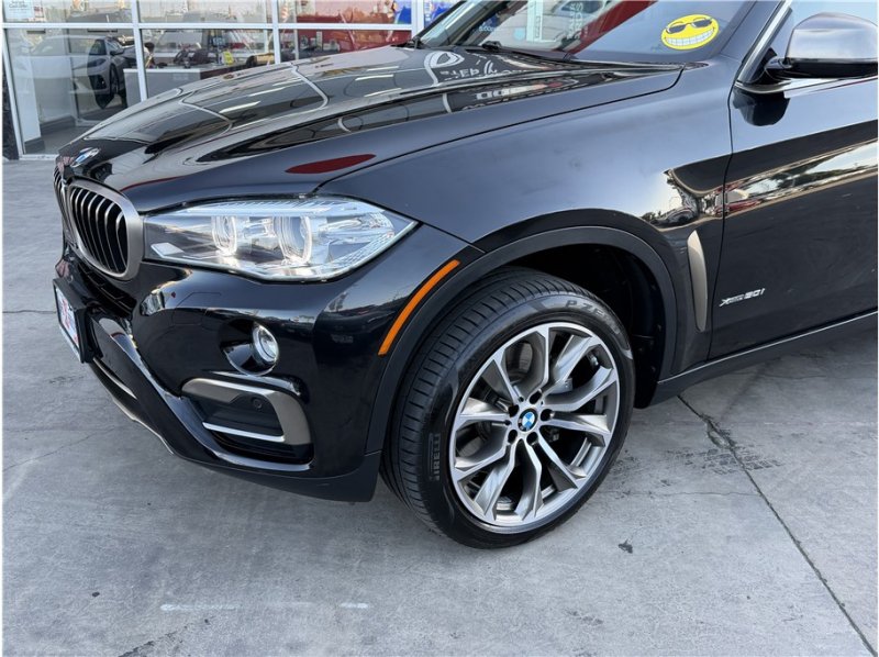 Used 2017 BMW X6 xDrive50i AWD/4WD image 11