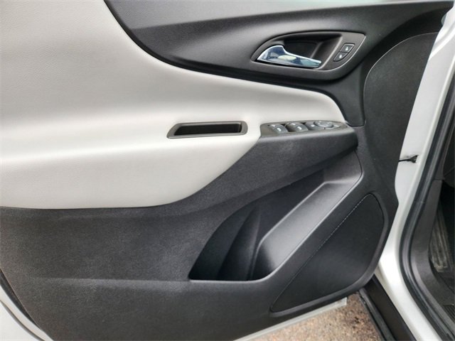 Used 2022 Chevrolet Equinox LS w/ LS Convenience Package image 17