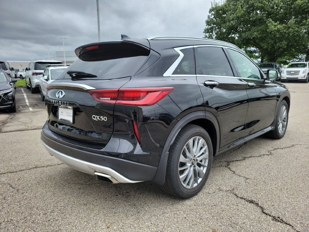 Used 2025 INFINITI QX50 Luxe AWD/4WD image 5