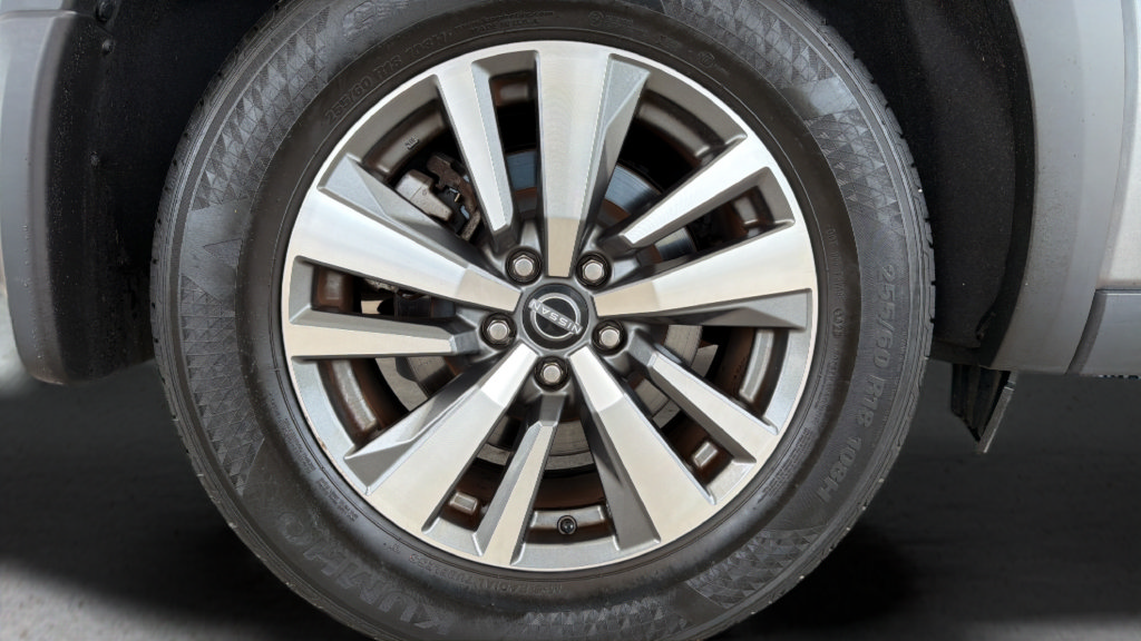 Used 2024 Nissan Pathfinder SL AWD/4WD image 29