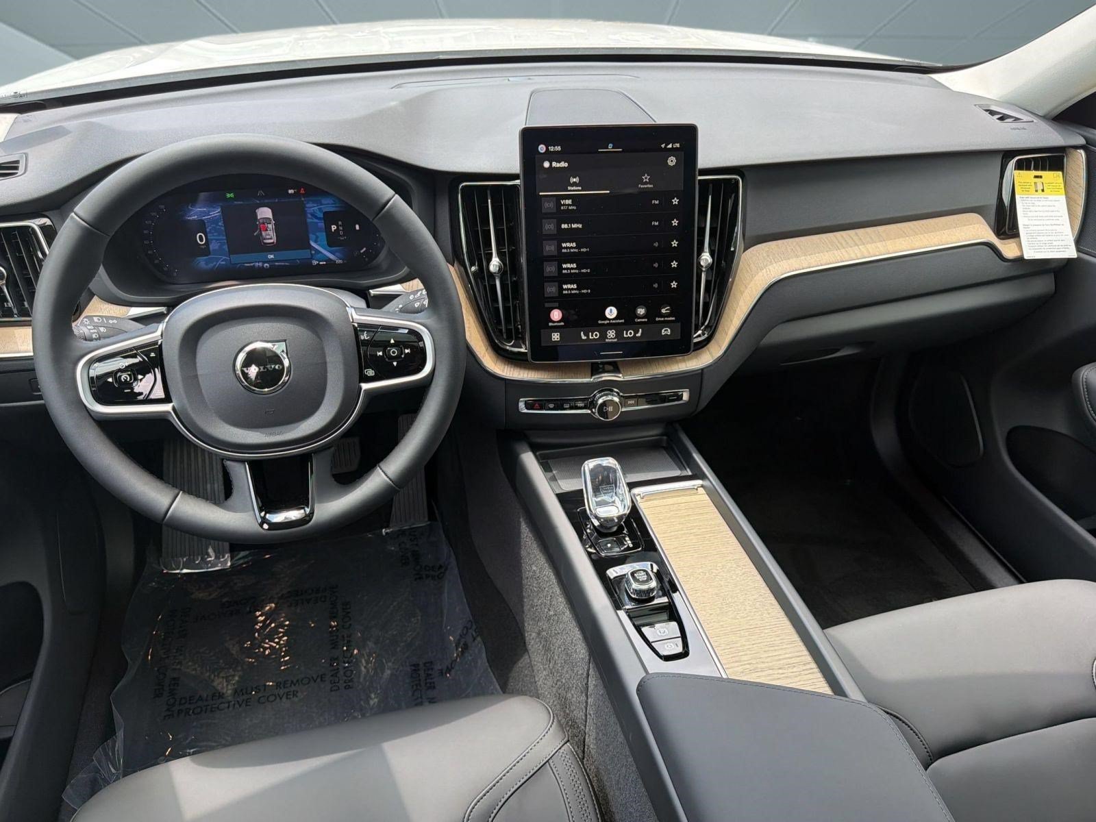 New 2026 Volvo XC60 B5 Plus w/ Protection Package AWD/4WD image 15