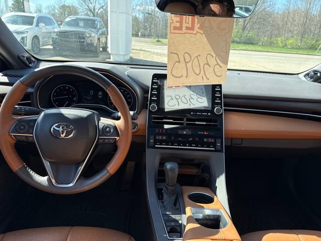 Used 2021 Toyota Avalon Limited w/ Advanced Safety Package image 9