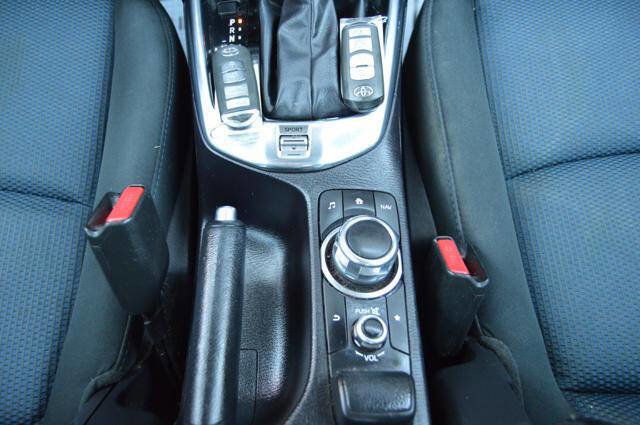 Used 2017 Toyota Yaris iA image 27