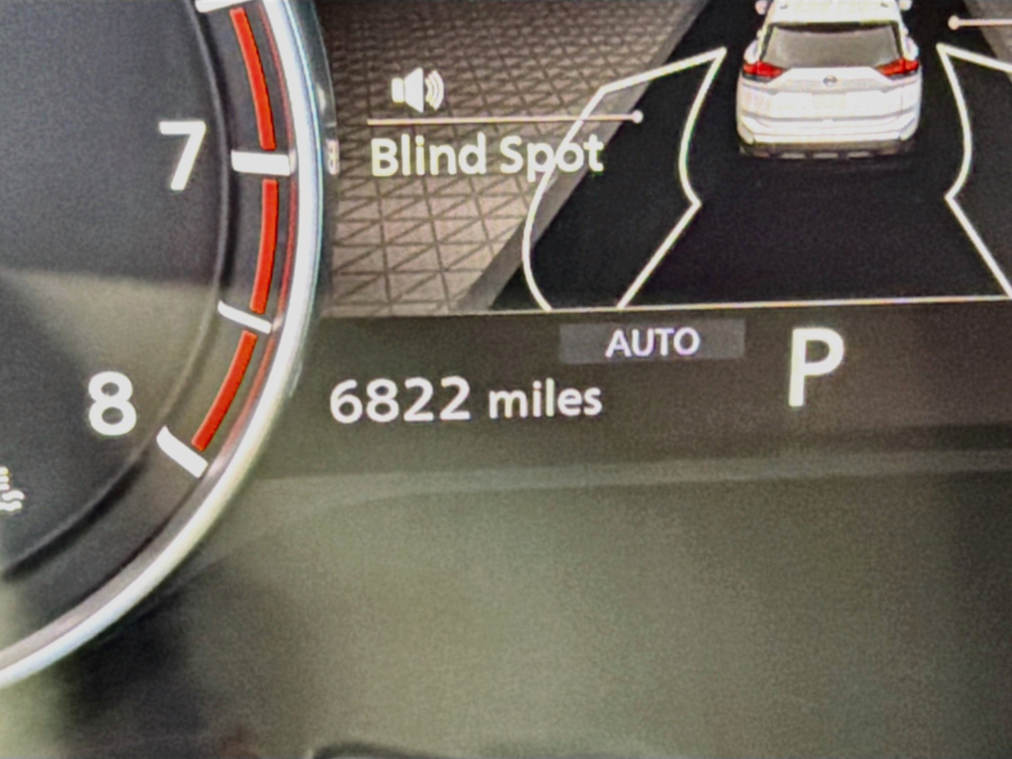 Used 2025 Nissan Rogue S AWD/4WD image 18