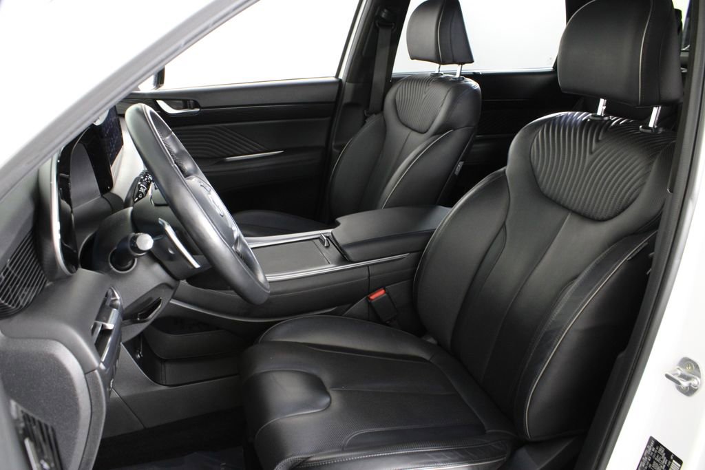 Used 2023 Hyundai Palisade Calligraphy image 18
