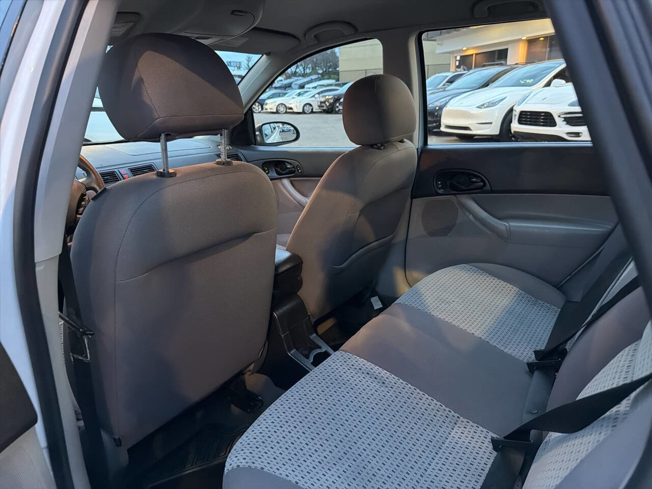 Used 2006 Ford Focus SE image 22