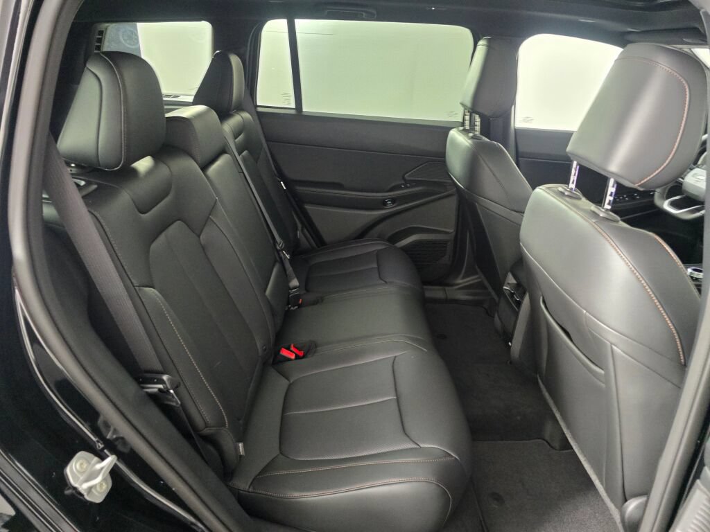 New 2026 Jeep Cherokee Limited AWD/4WD image 40