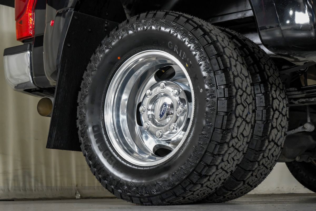 Used 2020 Ford F350 Lariat w/ Lariat Ultimate Package image 52