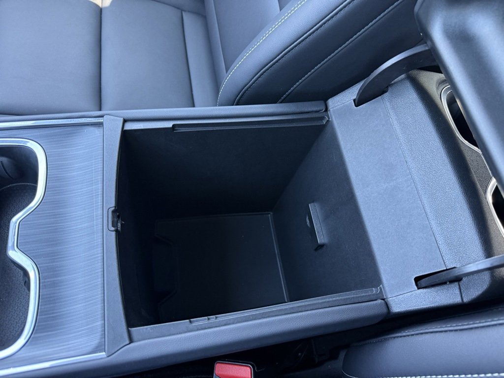 Used 2024 GMC Acadia Elevation image 49