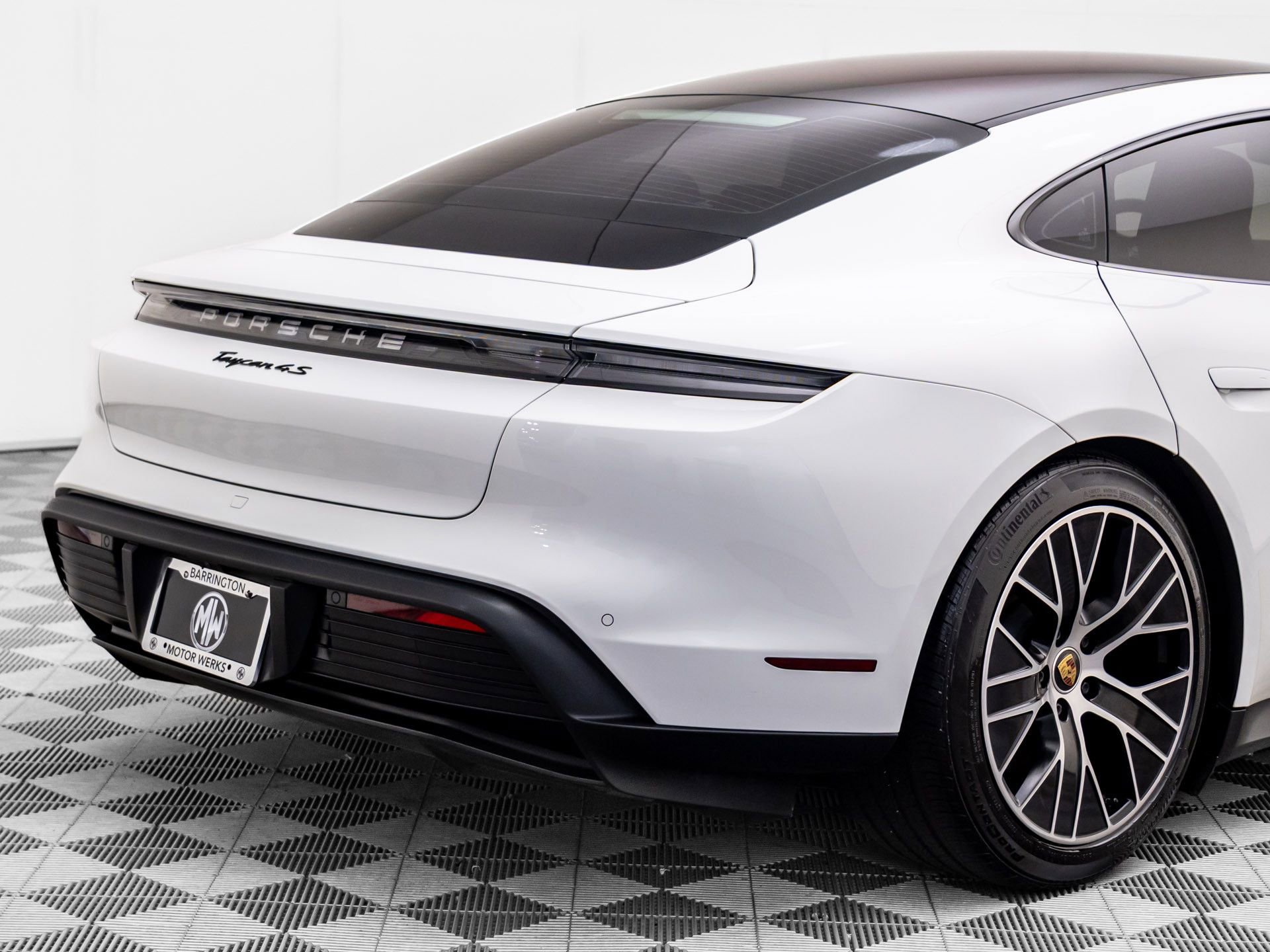 Used 2021 Porsche Taycan 4S image 35