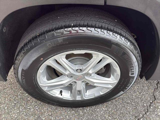 Used 2021 GMC Terrain SLE image 13