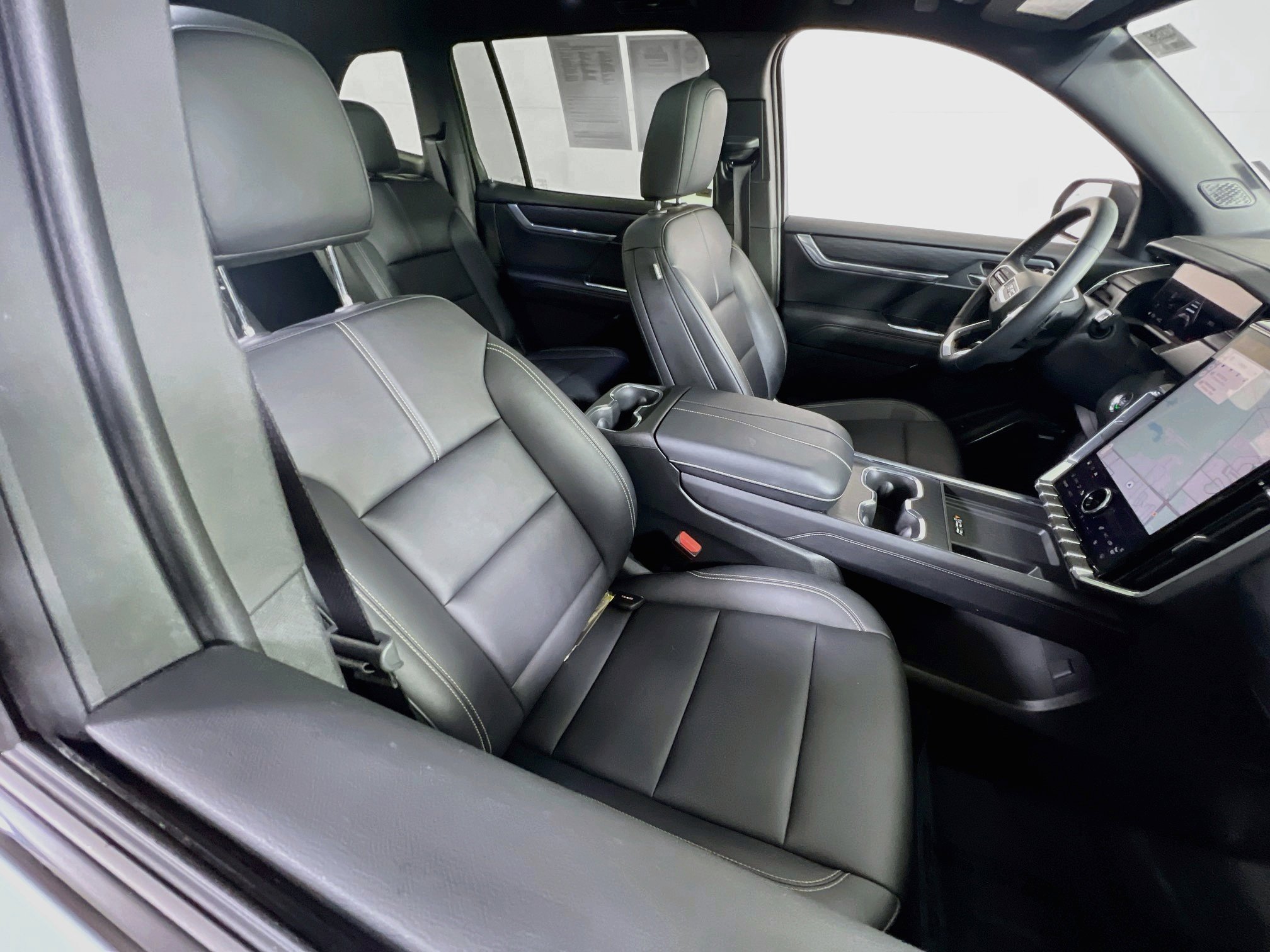 Used 2024 GMC Acadia Elevation w/ Black Edition AWD/4WD image 29