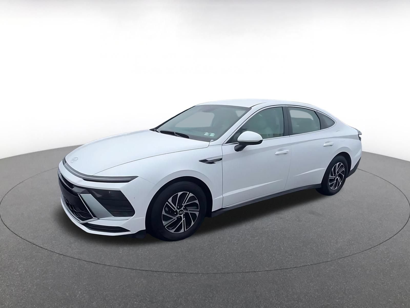 Used 2026 Hyundai Sonata Blue FWD image 8