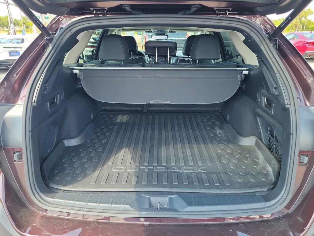 Used 2023 Subaru Outback Touring XT AWD/4WD image 12