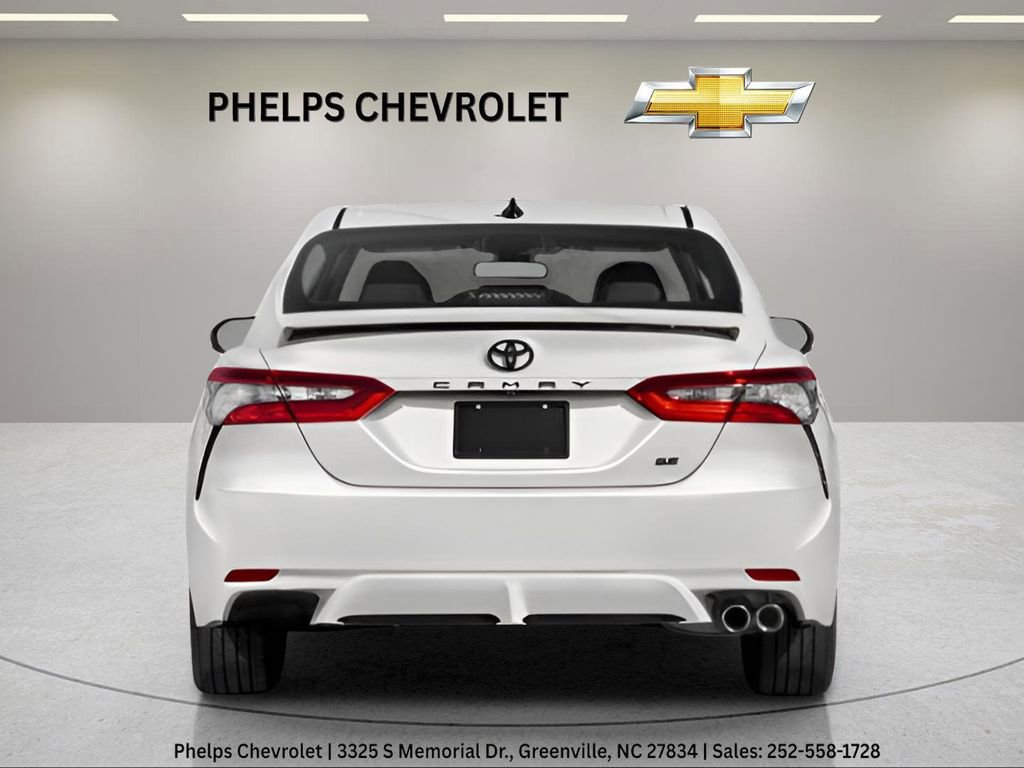 Used 2021 Toyota Camry SE w/ Convenience Package image 5