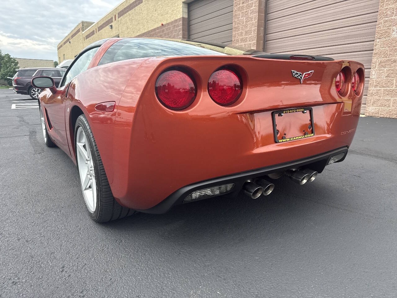 Used 2005 Chevrolet Corvette Coupe w/ Preferred Equipment Group RWD image 19