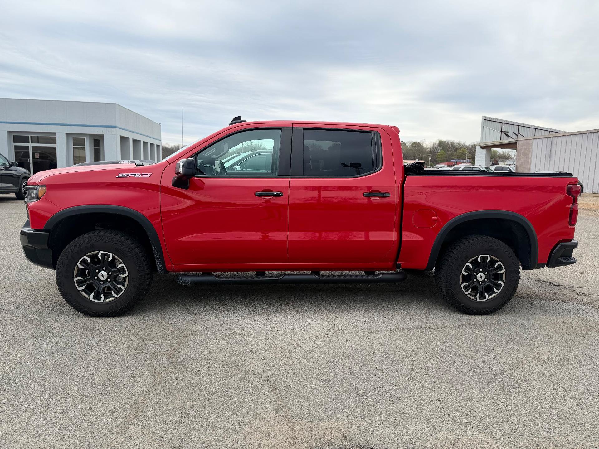 Used 2023 Chevrolet Silverado 1500 ZR2 w/ Technology Package AWD/4WD image 6