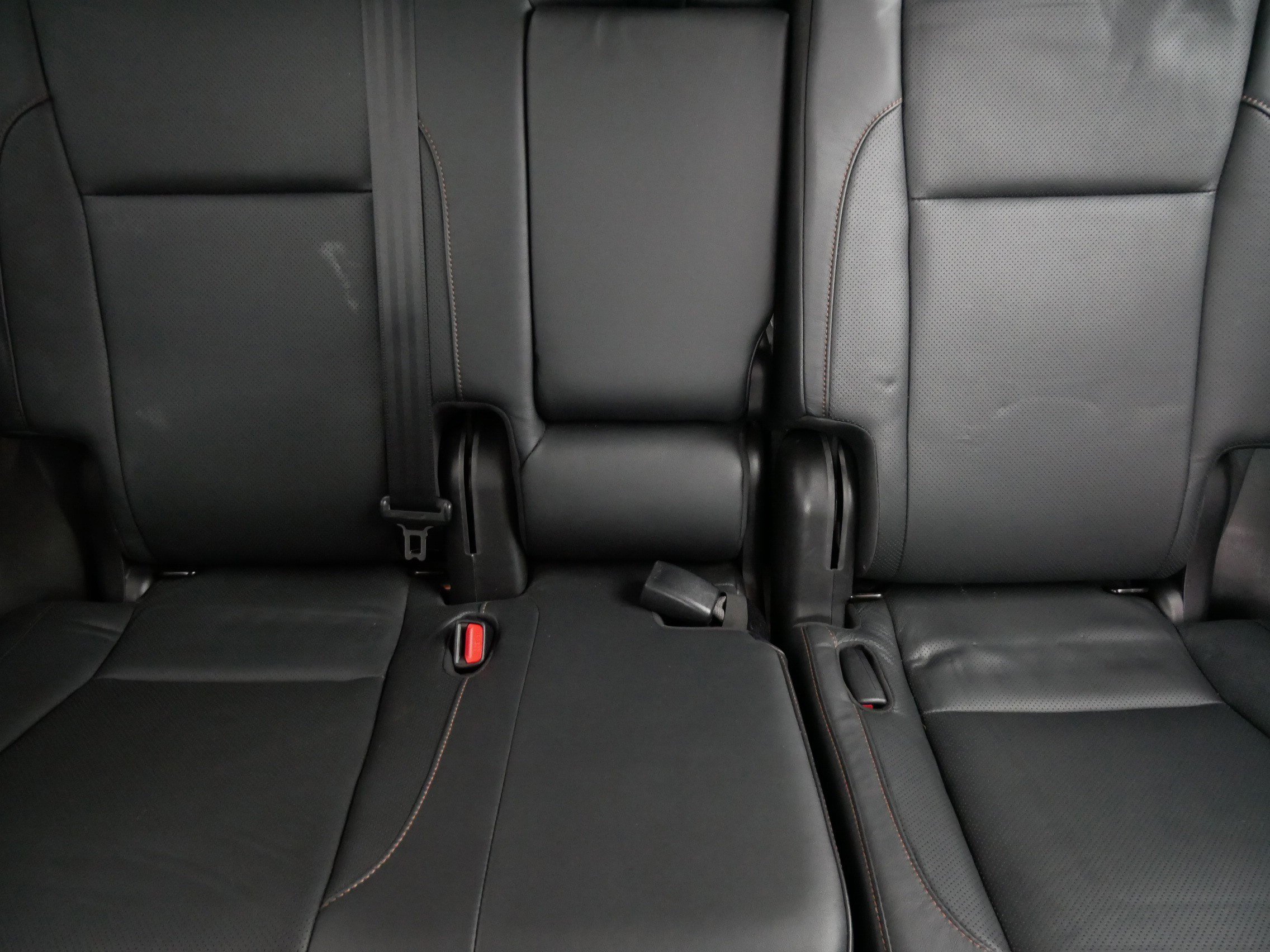 Used 2018 Toyota Highlander Limited image 13