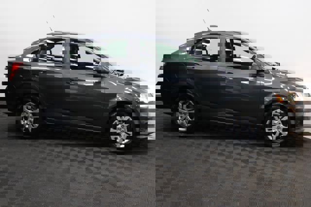 Used 2017 Chevrolet Sonic LS image 3