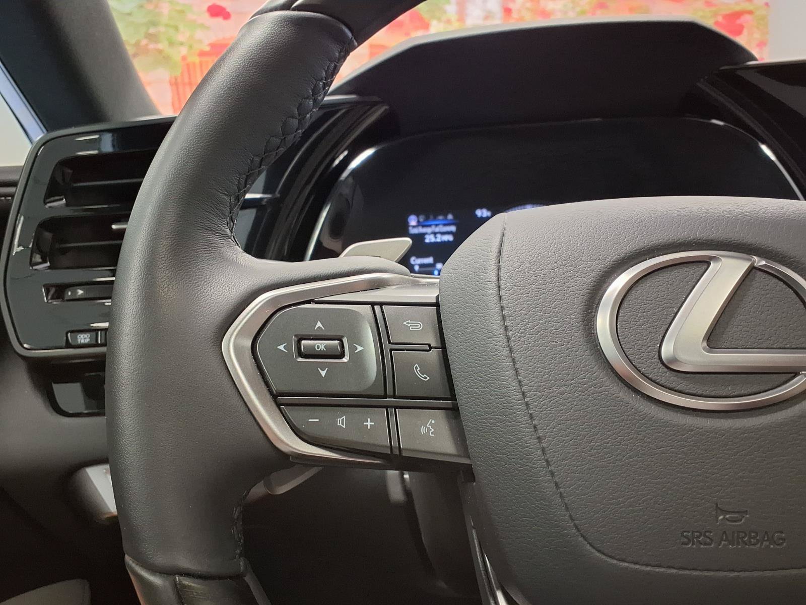 Used 2024 Lexus RX 350 Premium w/ Convenience Package FWD image 30