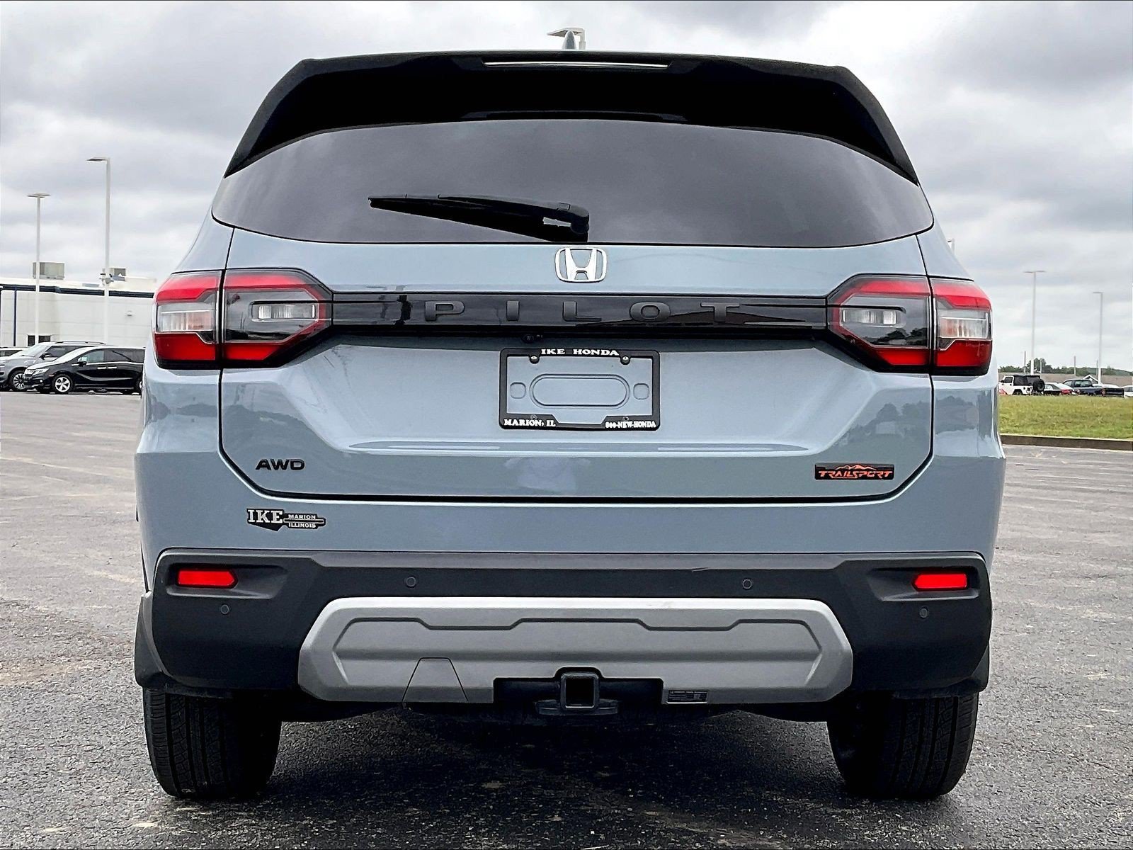 Certified 2024 Honda Pilot TrailSport image 3