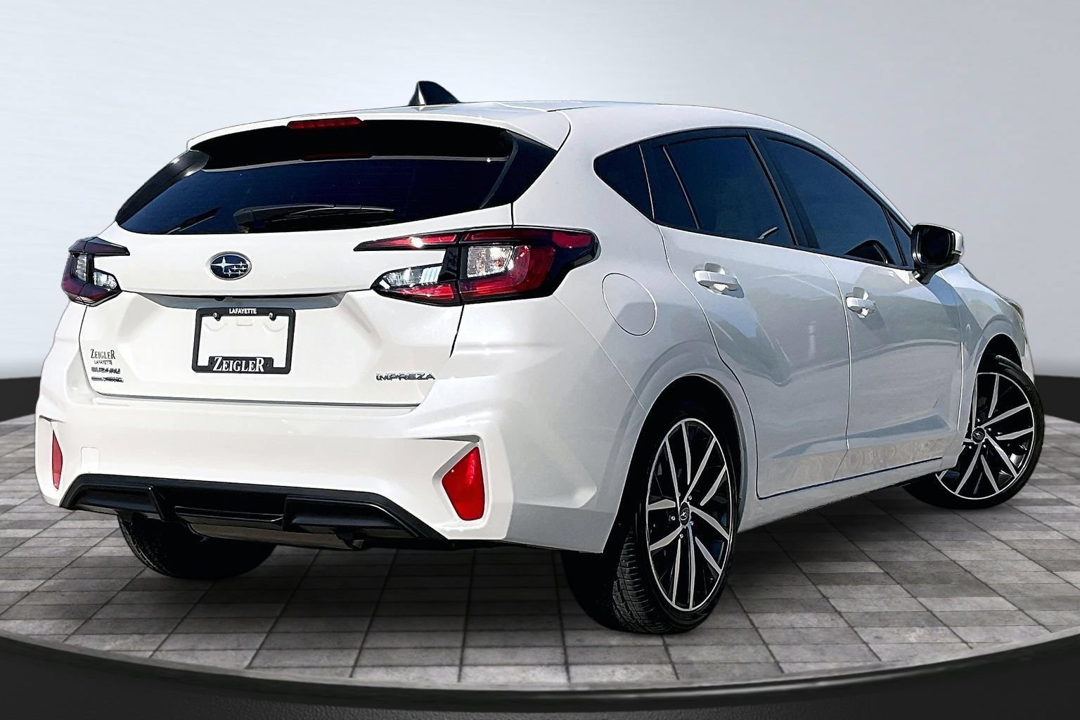 Certified 2024 Subaru Impreza 2.0i Sport AWD/4WD image 2
