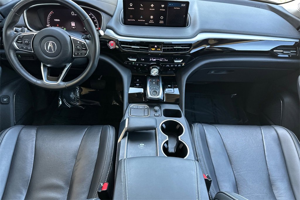 Certified 2023 Acura MDX FWD w/ Technology Package image 4