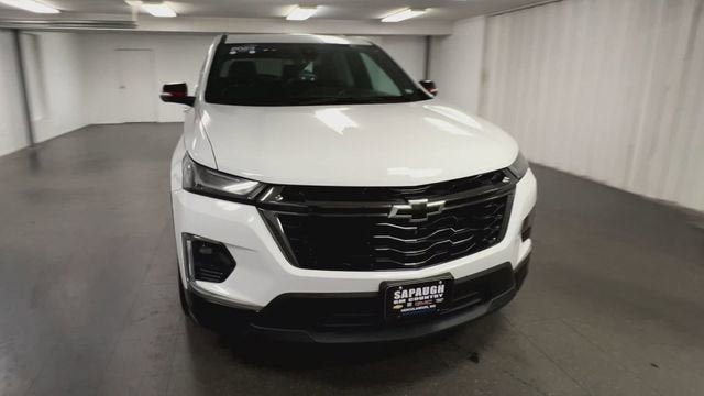 Certified 2023 Chevrolet Traverse Premier w/ Redline Edition FWD image 3