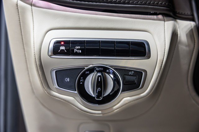Used 2020 Mercedes-Benz G 550 image 43