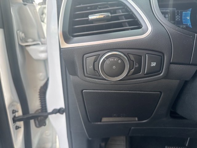 Used 2024 Ford Edge SEL image 15